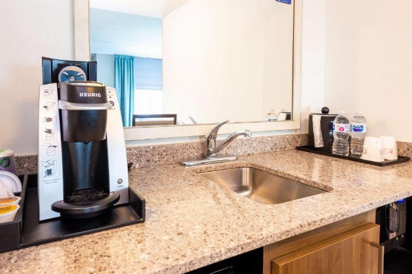 Hilton Garden Inn Asheville Downtown image 14