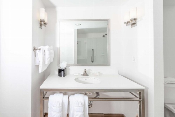 Hilton Garden Inn Asheville Downtown image 17